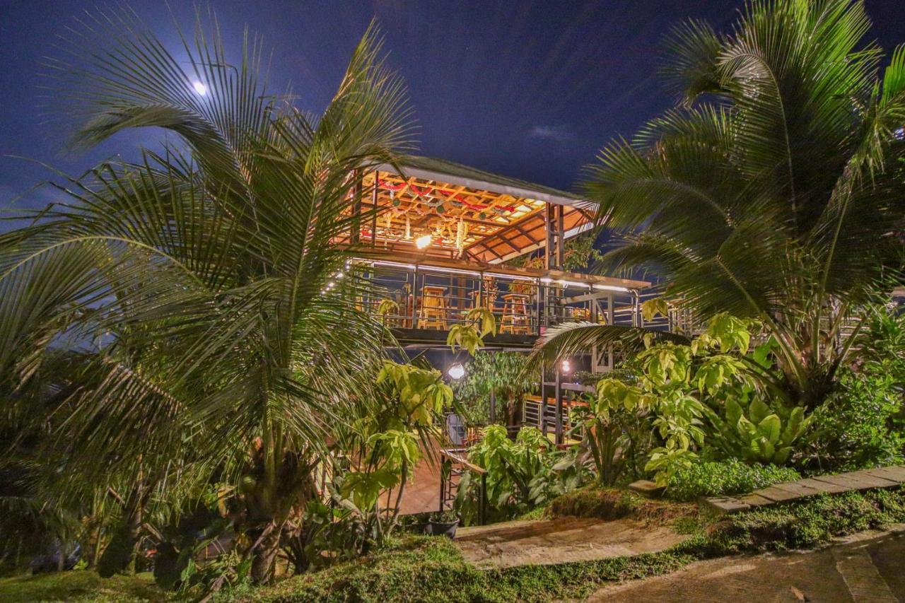 Happy Mountain Airport Resort Nai Yang Beach Eksteriør bilde
