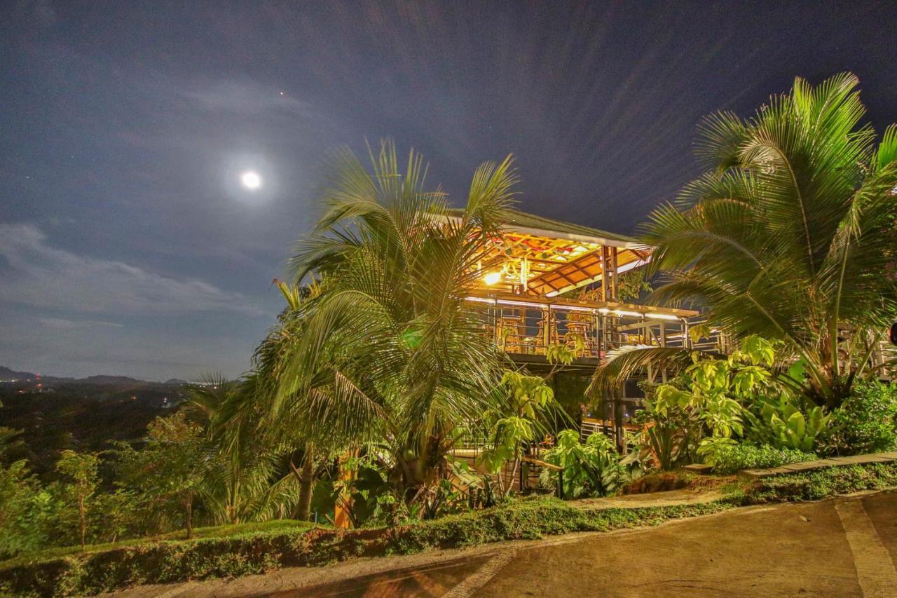 Happy Mountain Airport Resort Nai Yang Beach Eksteriør bilde